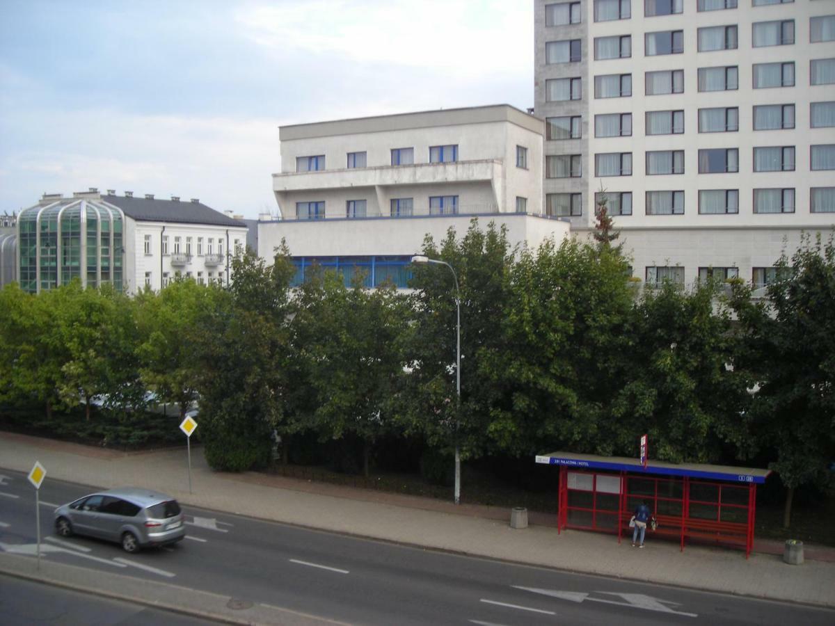 Apartamenty Centrum Palacowa ビャウィストク エクステリア 写真